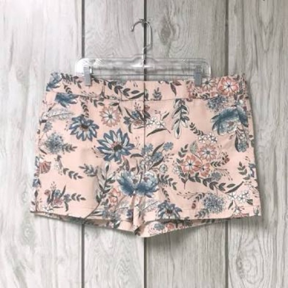 LOFT Mid‎ Rise Peach and Blue Floral Shorts Womens Size 4 Short